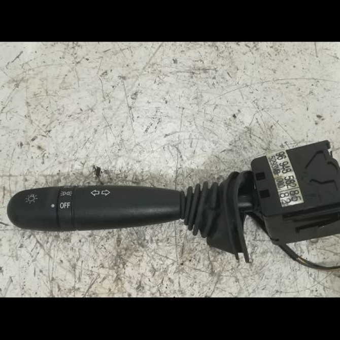 Commande clignotant occasion CHEVROLET SPARK Phase 1 01-2010->09-2012 1.0i 16v 68ch 96948583 1