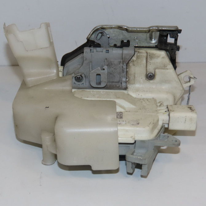 Serrure porte avg occasion AUDI A1 8J1837015F 2