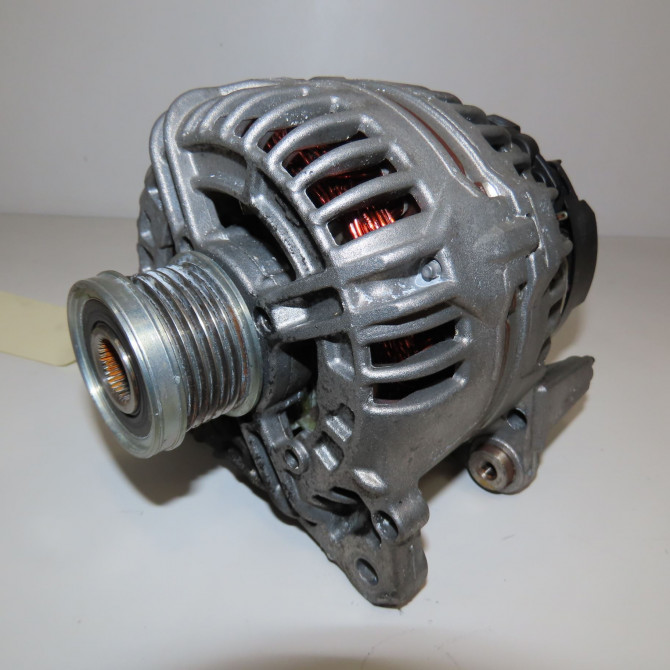 Alternateur occasion AUDI A1 3C903025F 4