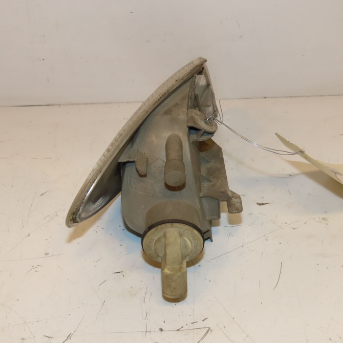 Clignotant gauche occasion RENAULT SCENIC I Phase 1 09-1996->08-1999 1.6i 90ch 7701040712 2