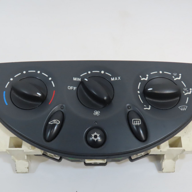 Commande de chauffage occasion CITROEN C5 I Phase 1 03-2001->09-2004 2.0 HDi 110ch 6451HZ 1