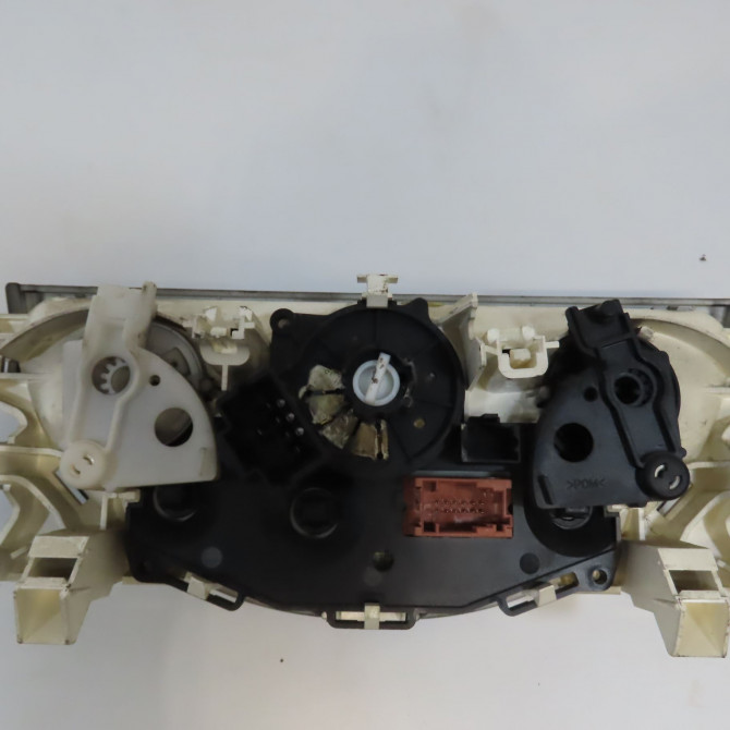 Commande de chauffage occasion CITROEN C5 I Phase 1 03-2001->09-2004 2.0 HDi 110ch 6451HZ 2