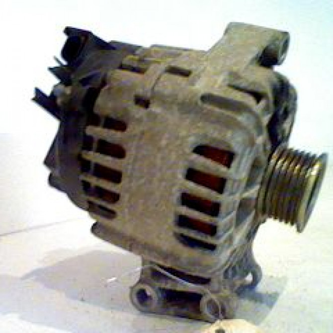 Alternateur occasion FORD FIESTA V Phase 1 09-2002->10-2005 1.3i 7G9N10300CC 1