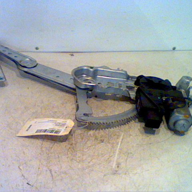 Mecanisme+moteur leve-glace avg occasion OPEL CORSA III Phase 1 10-2000->08-2003 1.2i 16v 9196401 1