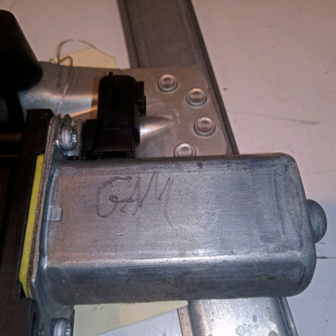 Mecanisme+moteur leve-glace ard occasion DACIA SANDERO II Phase 1 10-2012->... 0.9 TCE 90ch 827206057R 4