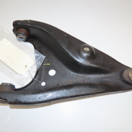 Triangle inf avg occasion DACIA SANDERO II Phase 1 10-2012->... 0.9 TCE 90ch 545017081R