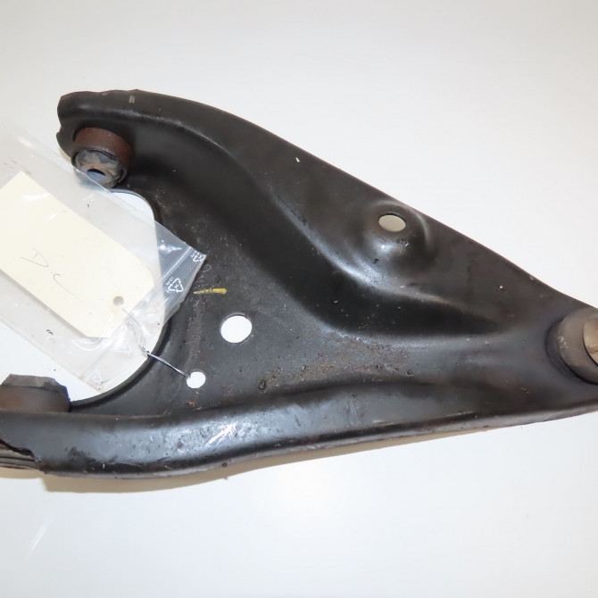 Triangle inf avg occasion DACIA SANDERO II Phase 1 10-2012->... 0.9 TCE 90ch 545017081R 1