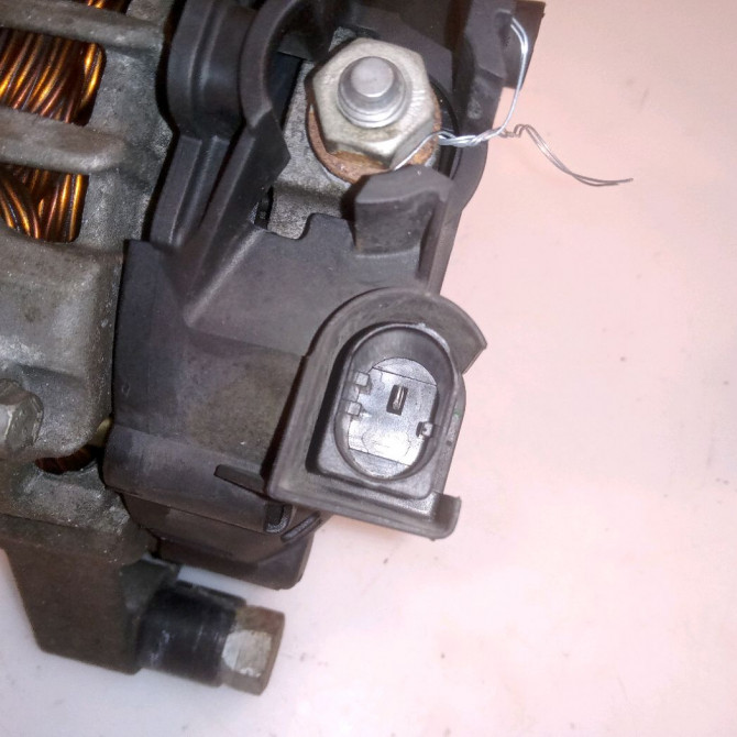 Alternateur occasion FORD FIESTA VI Phase 2 11-2012->... 1.5 TDCI 95ch 2251619 5