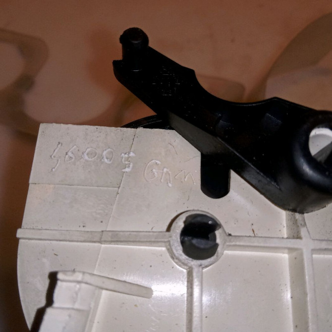 Commande de chauffage occasion OPEL CORSA II Phase 1 03-1993->04-1997 1.4i 9198553 4