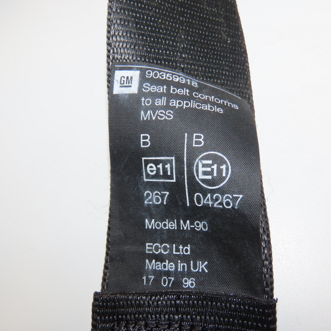 Ceinture centrale arriere occasion OPEL CORSA II Phase 1 03-1993->04-1997 1.4i 8v 60ch 90444266 2