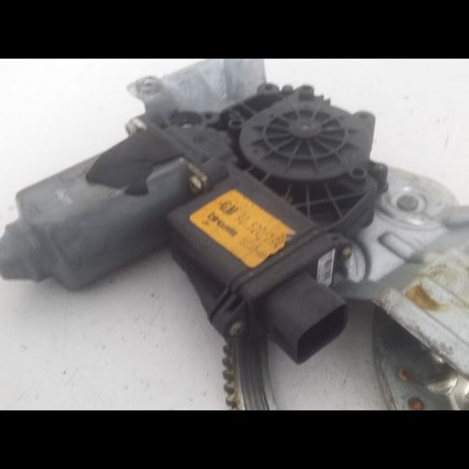 Mecanisme + moteur lève-glace avant droit occasion OPEL CORSA II Phase 2 04-1997->10-2000 1.2i 16v 65ch 90388862 2