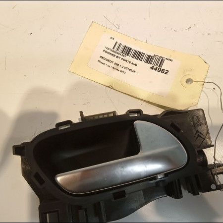 Poignee int porte avd occasion PEUGEOT 208 208 Phase 1 2012-03-01->2015-09-30 1.2 VTI 82ch 9144G4