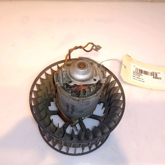 Ventilateur de chauffage occasion OPEL CORSA II Phase 2 04-1997->10-2000 1.2i 52466654 2