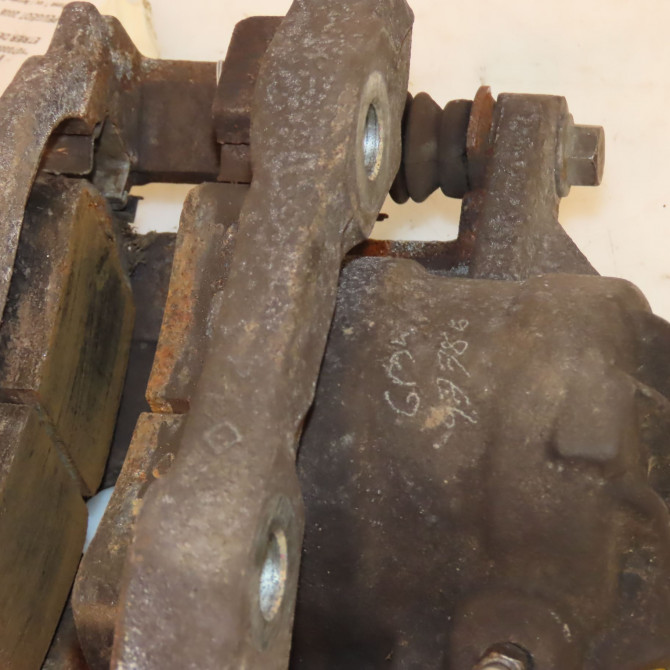 Etrier de frein avant droit occasion PEUGEOT 2008 Phase 1 01-2013->... 1.6 E-HDI 92ch 1617292180 4