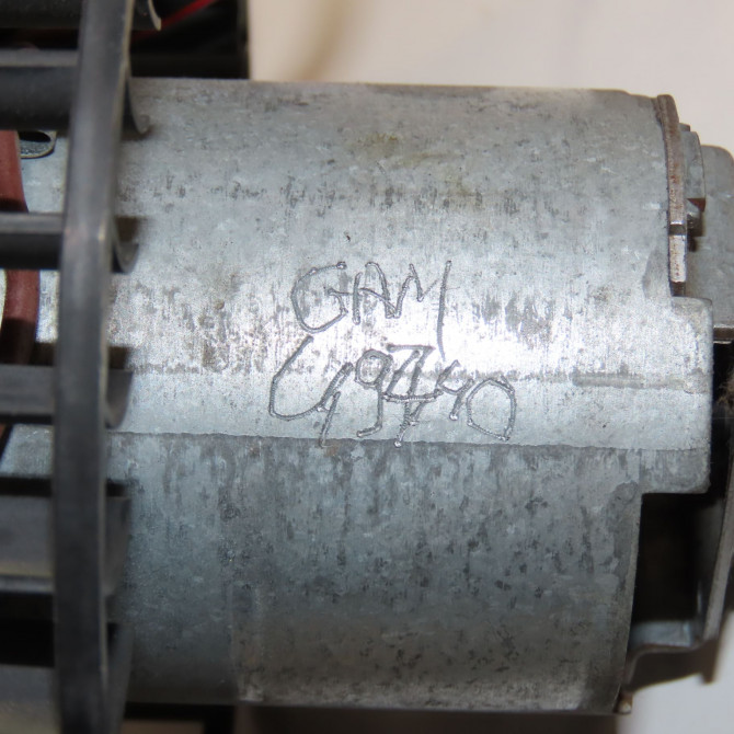 Ventilateur de chauffage occasion OPEL CORSA II Phase 1 03-1993->04-1997 1.4i 8v 60ch 52466654 4