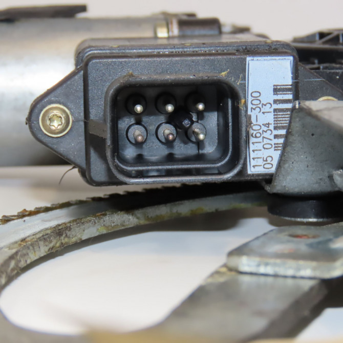 Mecanisme + moteur lève-glace avant droit occasion OPEL CORSA II Phase 1 03-1993->04-1997 1.4i 8v 60ch 90388862 3