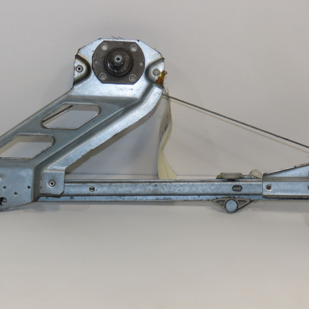 Mecanisme leve-glace arrière droit occasion OPEL CORSA II Phase 1 03-1993->04-1997 1.4i 8v 60ch 90389536