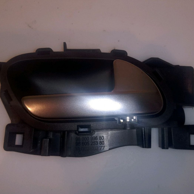 Poignee int porte avd occasion  9144G4 1