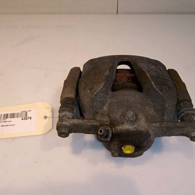 Etrier de frein avant gauche occasion RENAULT MEGANE IV Phase 1 12-2015->... 1.5 DCi 115ch 410110528R 1