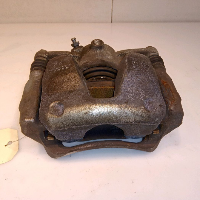 Etrier de frein avant droit occasion RENAULT MEGANE IV Phase 1 12-2015->... 1.5 DCi 115ch 410012354R 2