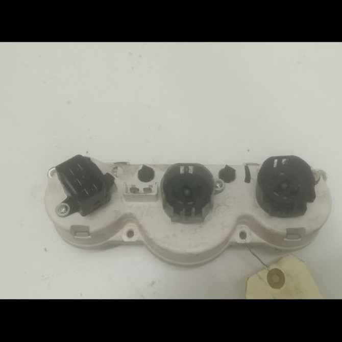 Commande de chauffage occasion FORD FOCUS I Phase 1 10-1998->09-2004 1.8 TDDI 90ch 2