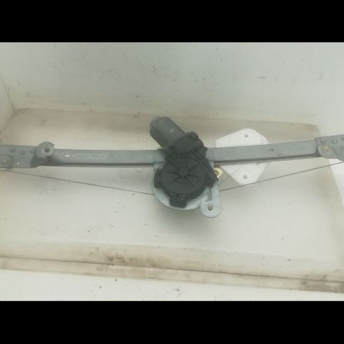 Mecanisme + moteur lève-glace avant droit occasion DACIA LOGAN I Phase 1 06-2005->06-2008 1.4 MPI 2