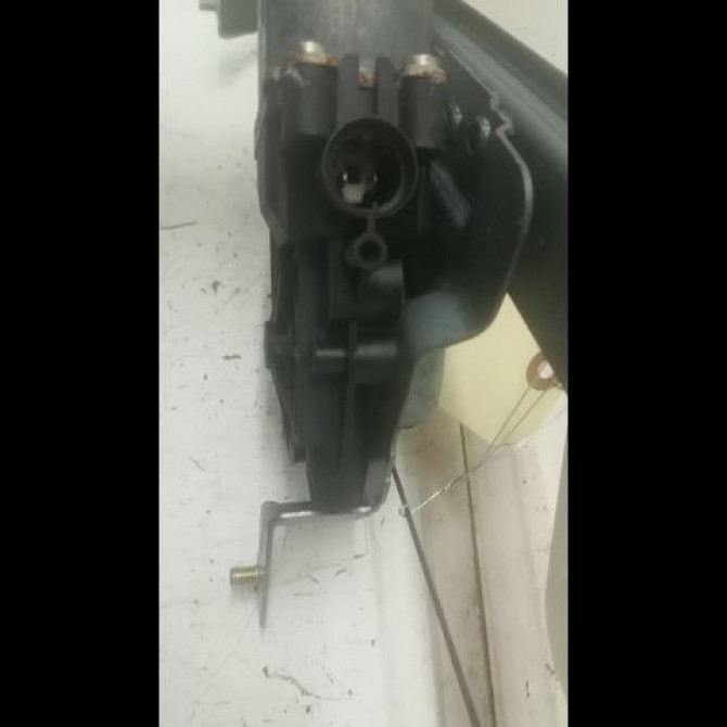 Mecanisme + moteur lève-glace avant droit occasion DACIA LOGAN I Phase 1 06-2005->06-2008 1.4 MPI 3