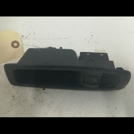 Commande leve-glace porte arrière gauche occasion RENAULT KOLEOS I Phase 1 06-2008->12-2011 2.0 DCI 150ch