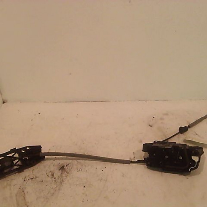 Serrure porte avd occasion VOLKSWAGEN TIGUAN I TIGUAN I Phase 2 2011-04-01->2016-12-31 2.0 TDI 140ch 5N1837016M 1