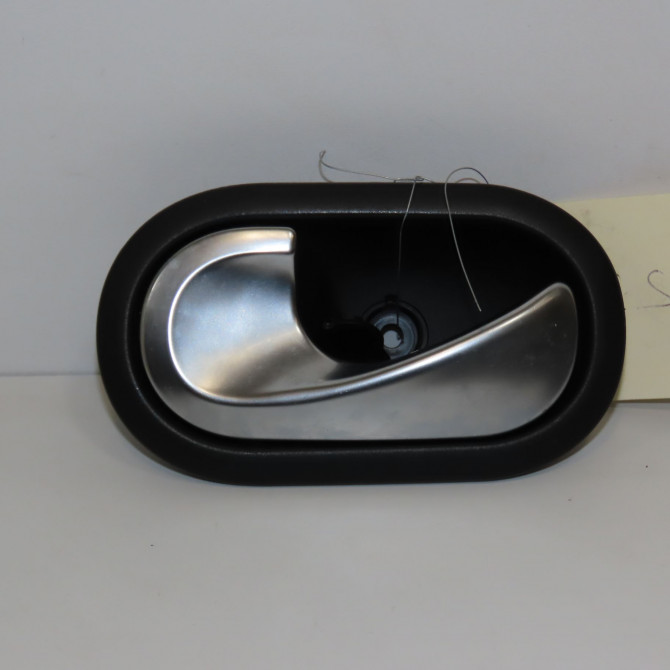 Poignee int porte avg occasion RENAULT MASTER III Phase 2 06-2014->... 2.3 DCI 130ch 806712270R 1