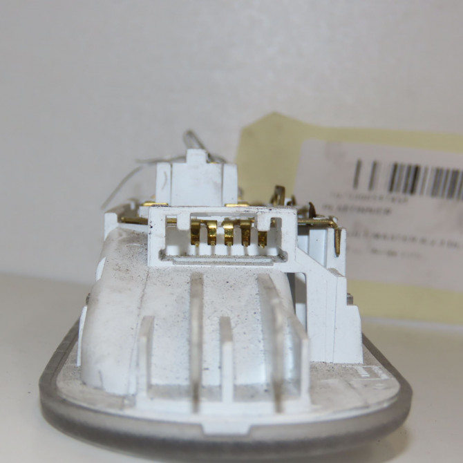 Plafonnier occasion RENAULT MASTER III Phase 2 06-2014->... 2.3 DCI 130ch 8200418356 3