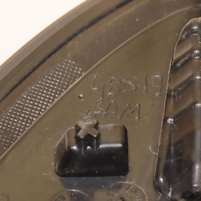 Feu arrière interieur gauche occasion RENAULT SCENIC III Phase 3 04-2013->... 1.5 DCI 110ch 265553056R 3