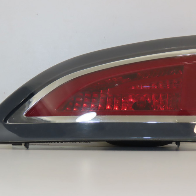 Feu arrière intérieur droit occasion RENAULT SCENIC III Phase 3 04-2013->... 1.5 DCI 110ch 265502369R 1