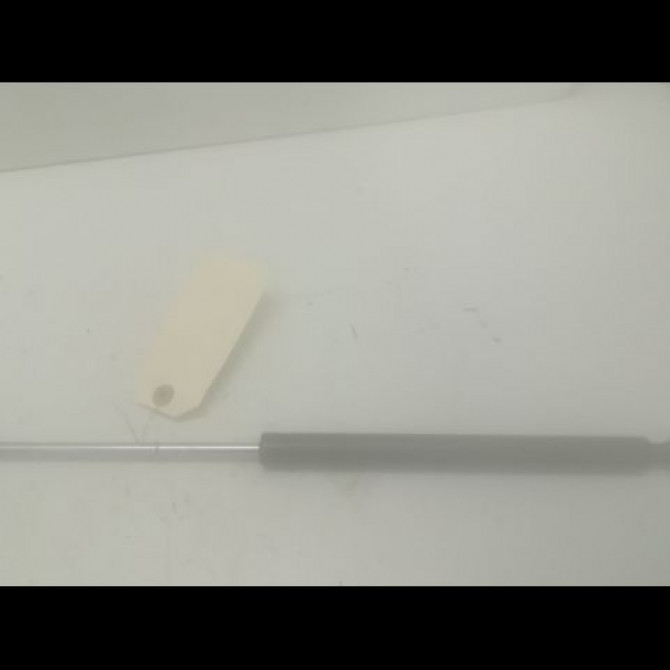 Verin droit hayon occasion RENAULT TWINGO I Phase 3 08-2000->06-2007 1.2i 1