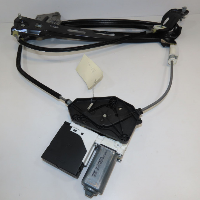 Mecanisme+moteur leve-glace avg occasion VOLKSWAGEN PASSAT VI Phase 1 CC 11-2011->12-2017 3C8837461M 2