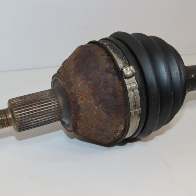 Transmission avant gauche occasion VOLKSWAGEN POLO IV Phase 2 05-2005->09-2009 1.4 TDI 70ch 6Q0407271DJ 2