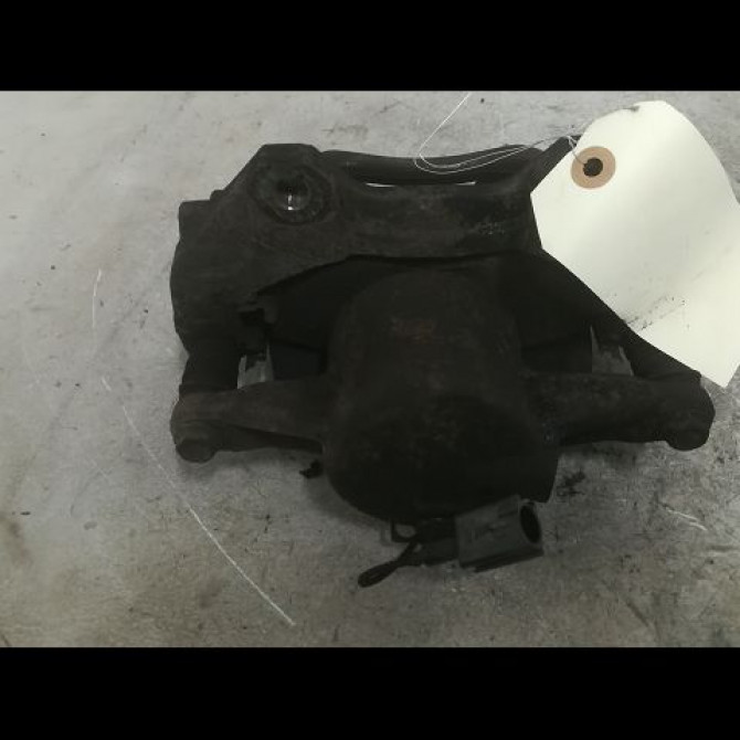 Etrier de frein avant droit occasion ALFA ROMEO MI.TO MI.TO Phase 1 2008-09-01->2016-12-31 1.3 JTDM 85ch 77365848 2