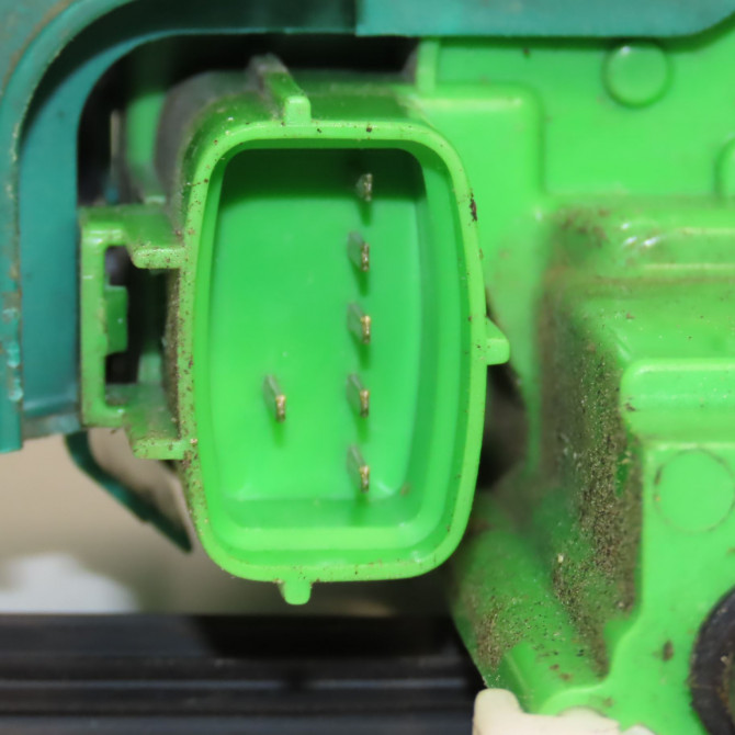 Serrure porte avg occasion ALFA ROMEO MI.TO MI.TO Phase 1 2008-09-01->2016-12-31 50522855 4