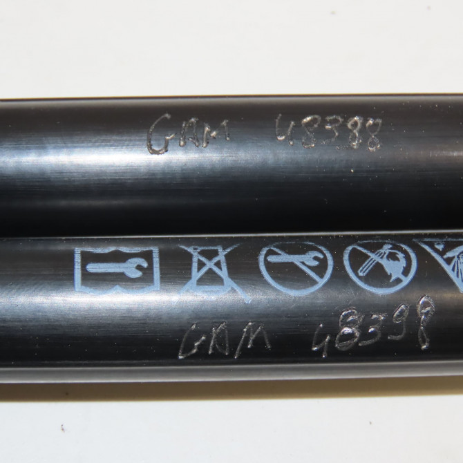 Verin droit hayon occasion SEAT LEON III 5FA827550C 2