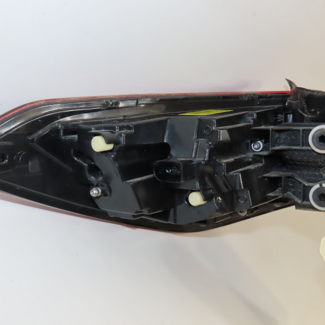 Feu arrière droit occasion SEAT LEON III 5FA945208C 2