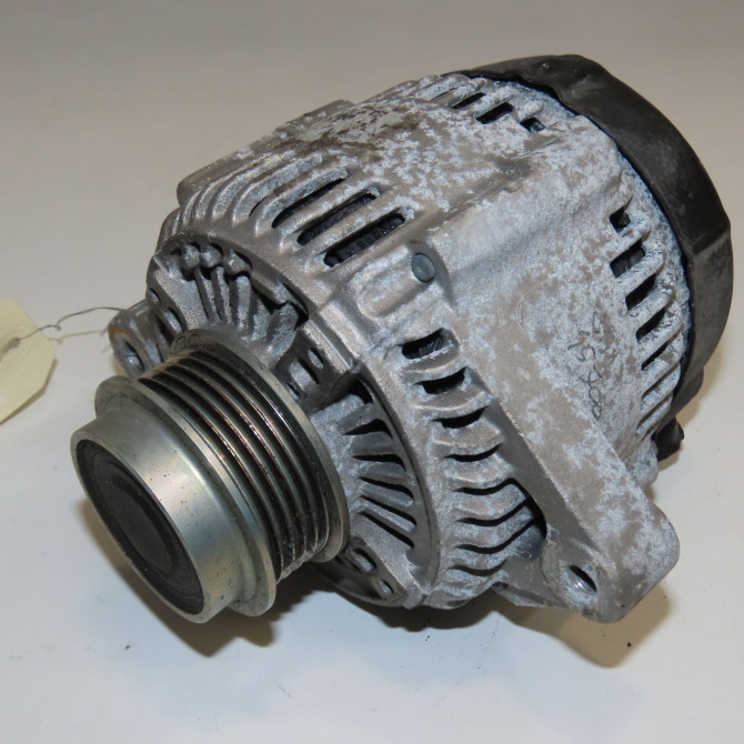 Alternateur occasion TOYOTA YARIS I Phase 2 03-2003->12-2005 75 D-4D 2706033040 1