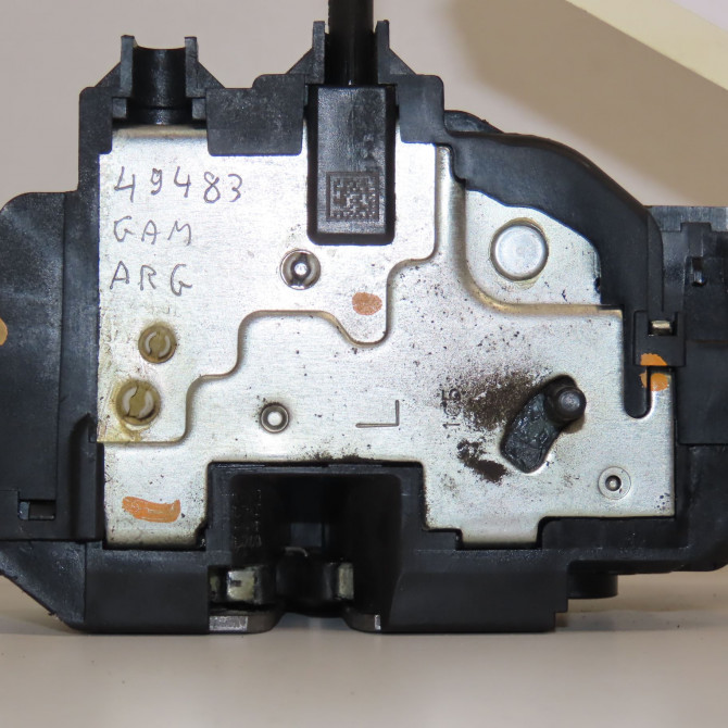 Serrure porte arg occasion RENAULT SCENIC III Phase 3 04-2013->... 1.5 DCI 110ch 825030004R 3