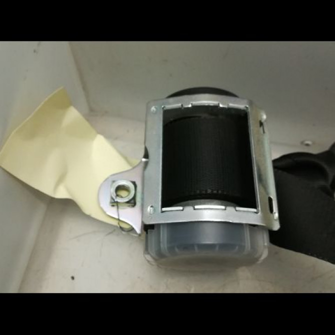 Ceinture avant droite occasion FORD FIESTA V Phase 2 10-2005->10-2008 1.3i 1440582 2