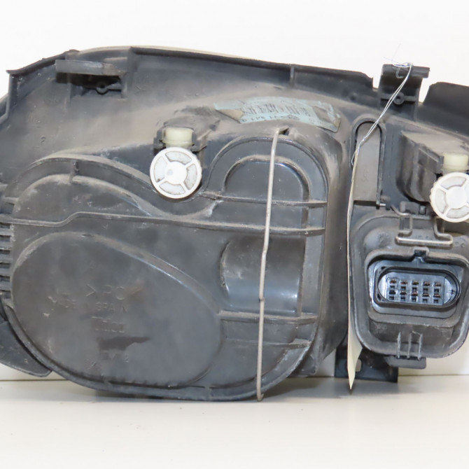 Phare gauche occasion VOLKSWAGEN GOLF IV GOLF IV Phase 1 1998-01-01->2005-06-30 1.4i 75ch 1J1941017F 2