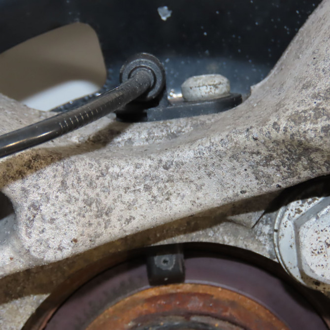 Moyeu avg occasion OPEL ASTRA IV ASTRA IV Phase 2 2012-07-01->2016-04-30 4