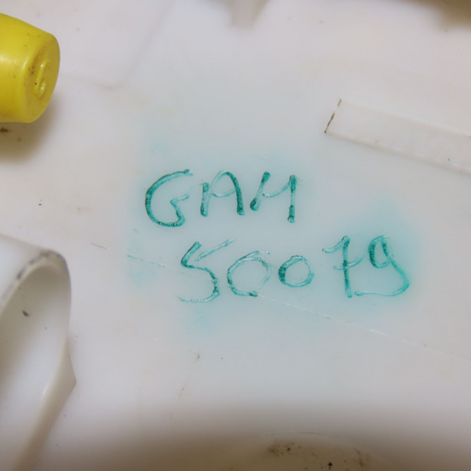 Jauge a carburant occasion RENAULT MEGANE I Phase 1 11-1995->03-1999 1.6i 7700426211 4