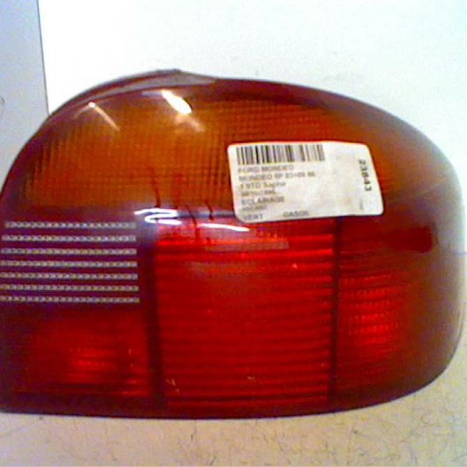 Feu arrière droit occasion FORD MONDEO I Phase 1 01-1993->09-1996 1.8 TD 1011828 1