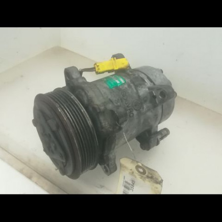 Compresseur air conditionne occasion FORD FIESTA III Phase 1 03-1989->01-1994 1.1i