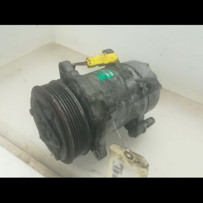 Compresseur air conditionne occasion FORD FIESTA III Phase 1 03-1989->01-1994 1.1i 1