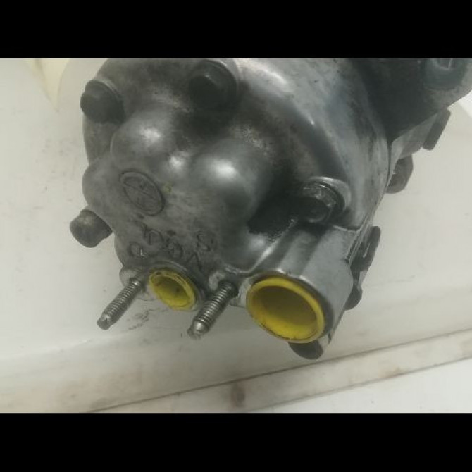 Compresseur air conditionne occasion FORD FIESTA III Phase 1 03-1989->01-1994 1.1i 3